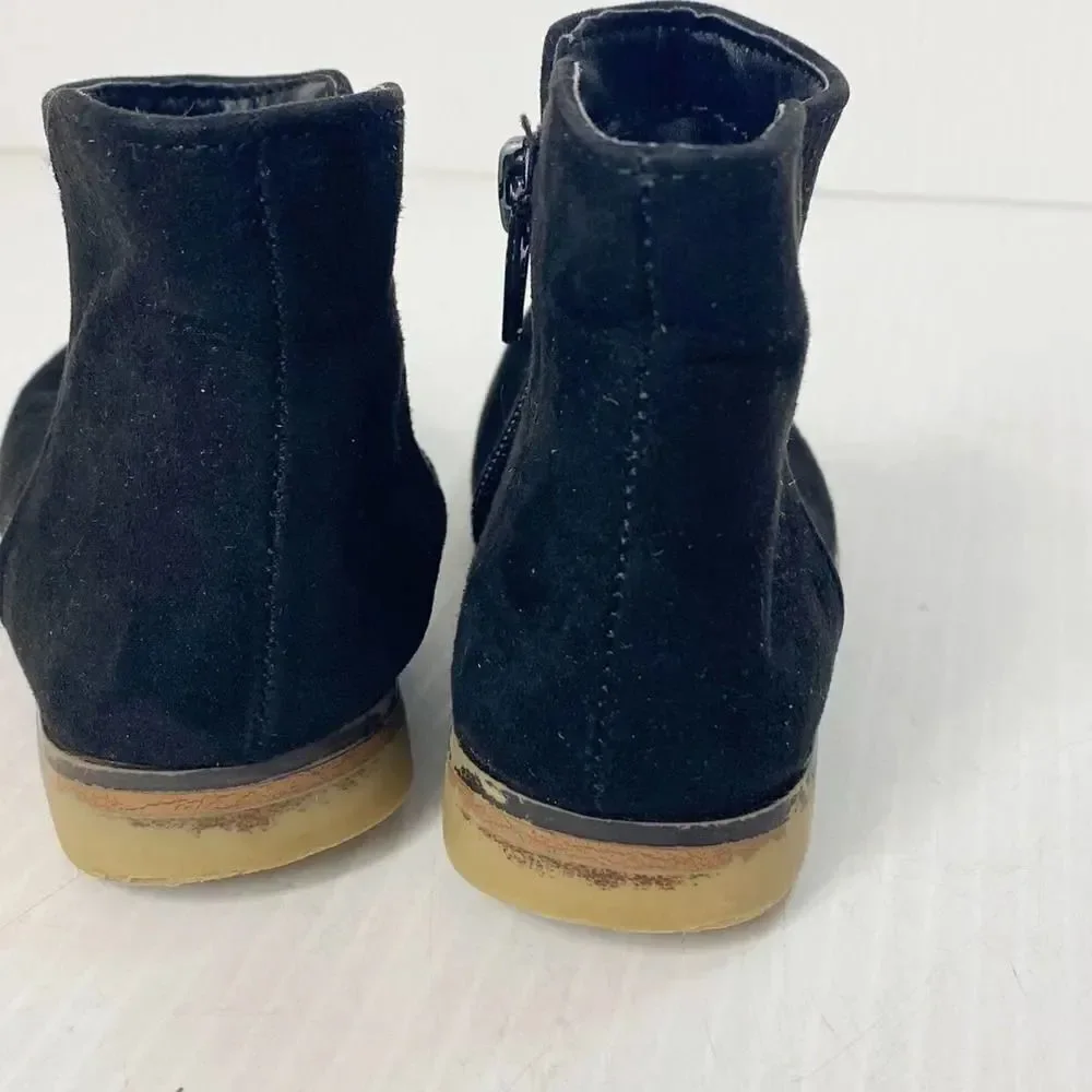 Cat & Jack Black Zip Up Booties Sz 7